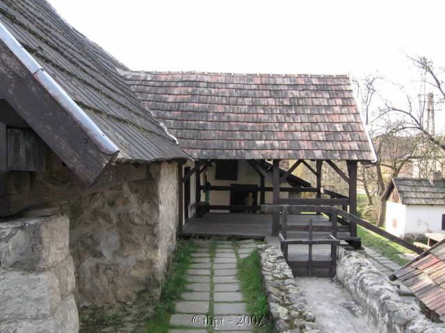 egt1330.jpg