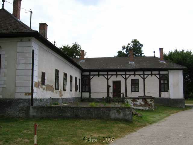 kt09128.jpg