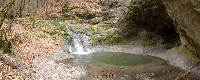 egytt0304.jpg