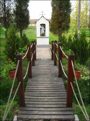 et07021.jpg