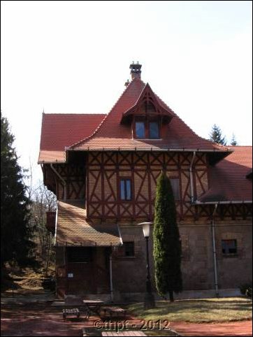 et0403.jpg